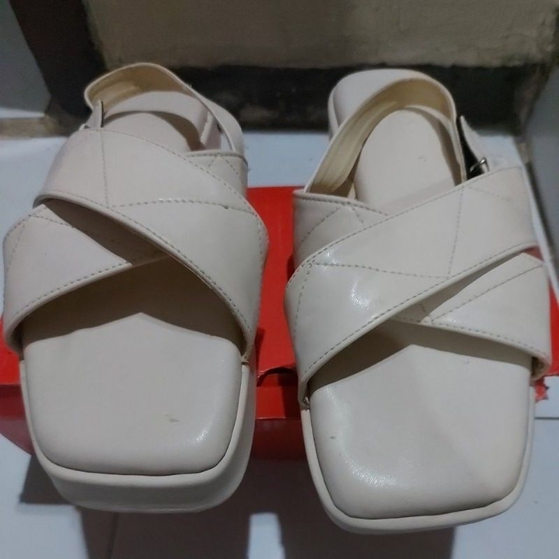 Sandal Hijab ( second )