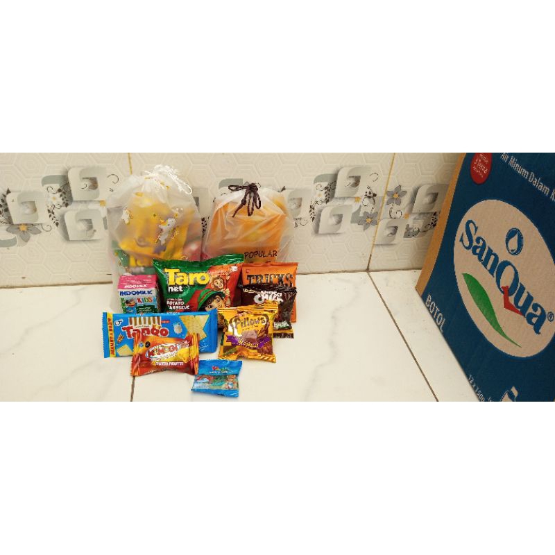 

Hampers Snack Ultah Anak Pouch Serut VB/Bingkisan Snack Ulang Tahun