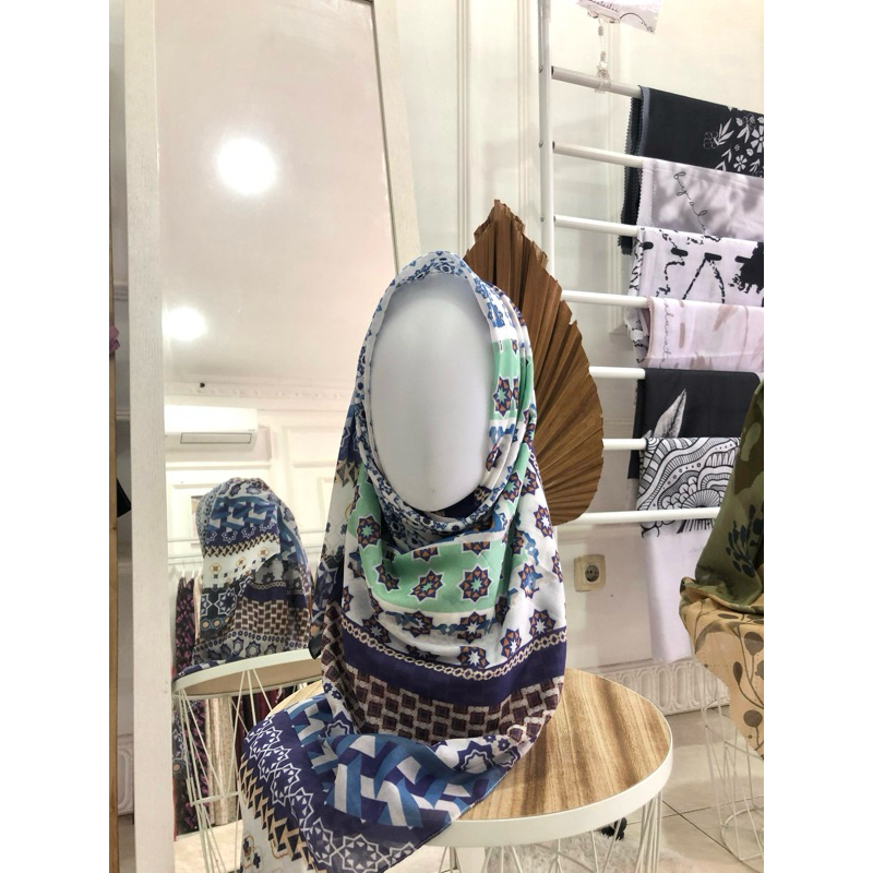 (NEW) Pelangi Asmara DP Studio Barli Asmara Jilbab Kerudung Voal 115x115cm