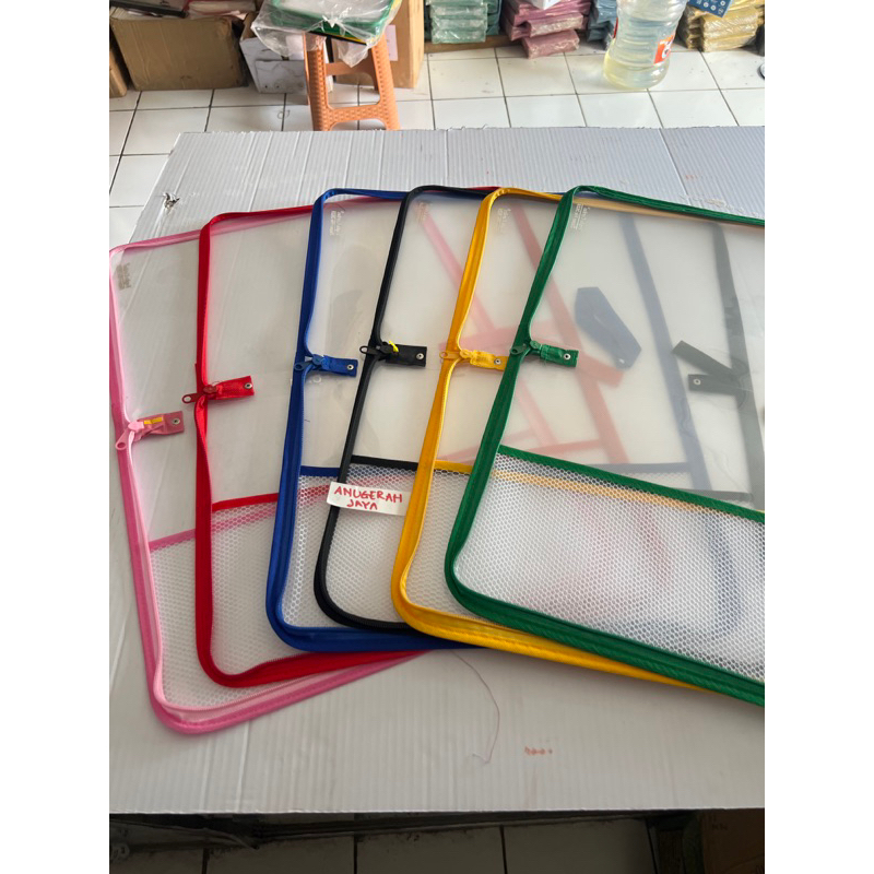 

MAP ZIPPER RESLETING WARNA , MAP SIPPER / LEMBAR