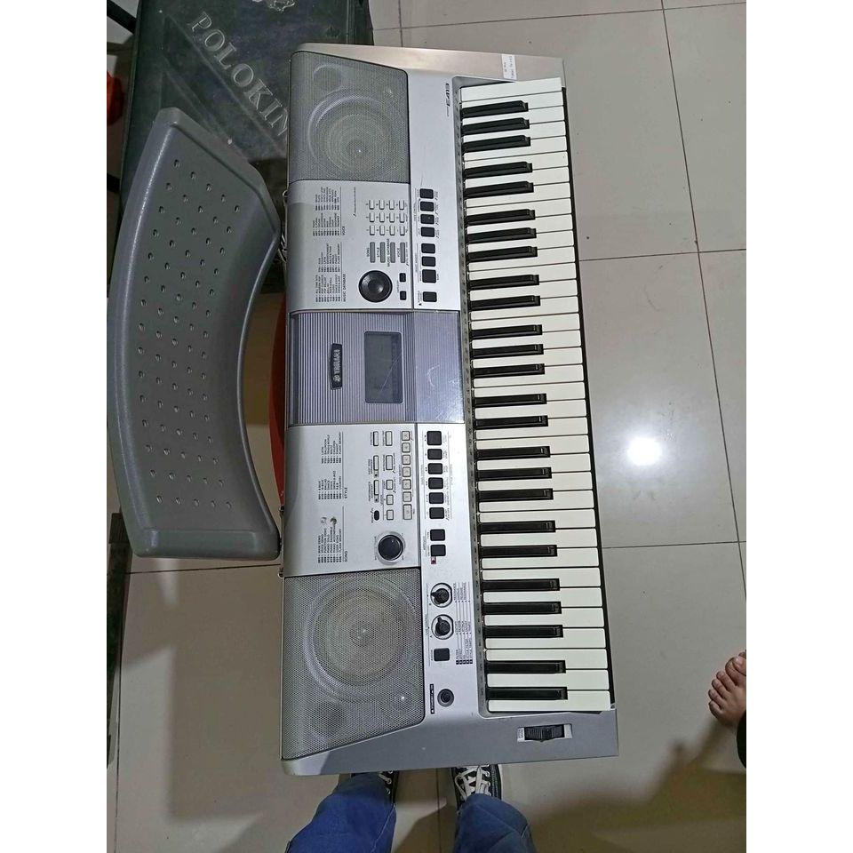 Keyboard Yamaha PSR E413