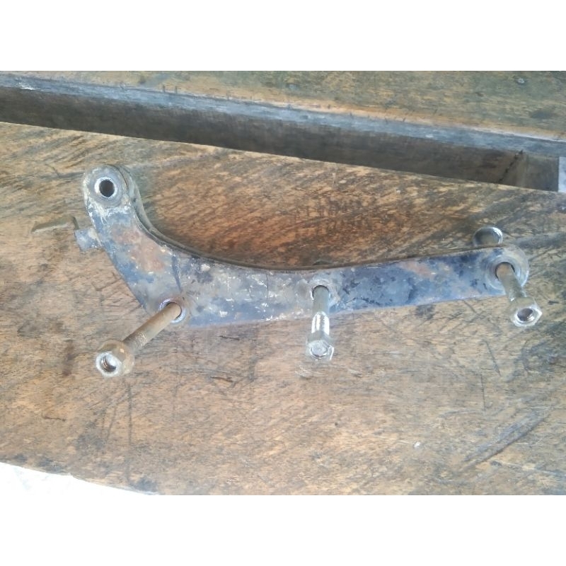 pangkon gantungan mesin gl100 ORI copotan