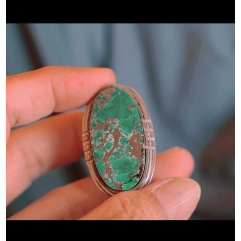 Natural Pirus Persia Hijau Lawas