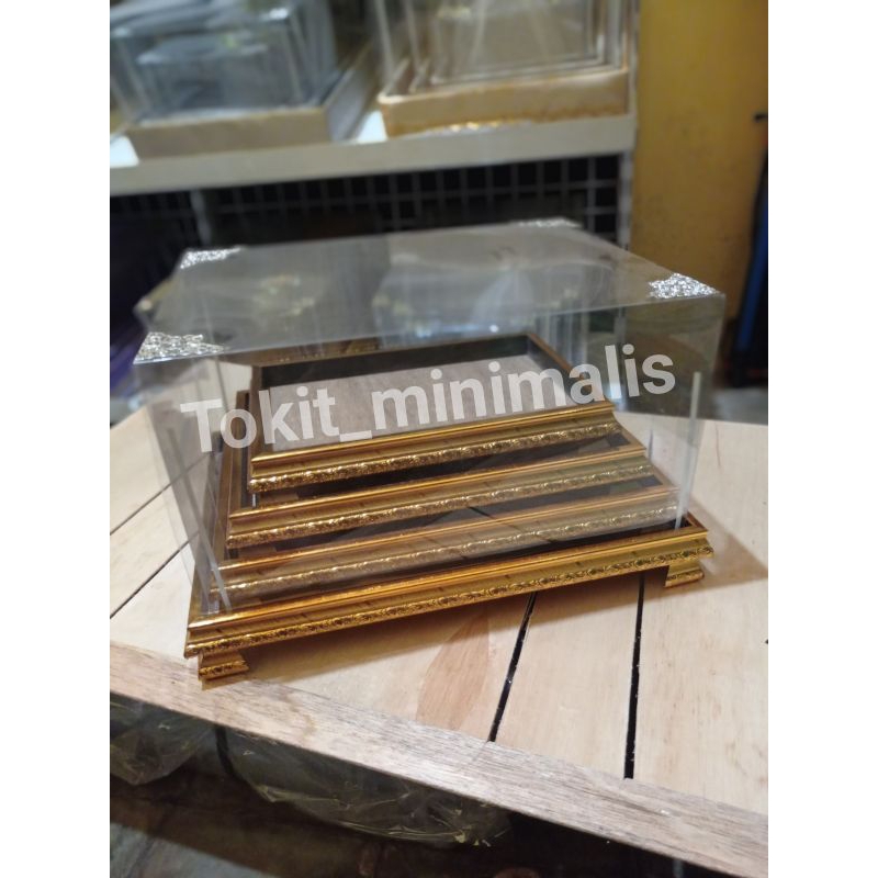 

KOTAK HANTARAN FRAME FIBER ( isi 4 BOX ) TUTUP MIKA HIAS SIKU &HIAS TILE KOTAK LAMARAN SESERAHAN MEWAH DAN ELEGAN