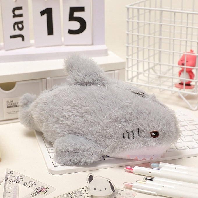 

KI3 Plet Tempat Pensil Boneka Babi Hiu Platipus Shark PPink