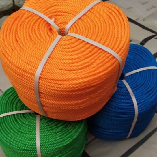 

Kilat Tali tambang plastik 6 mm per roll