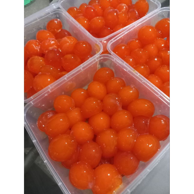 

Kuning telur asin mentah / butir