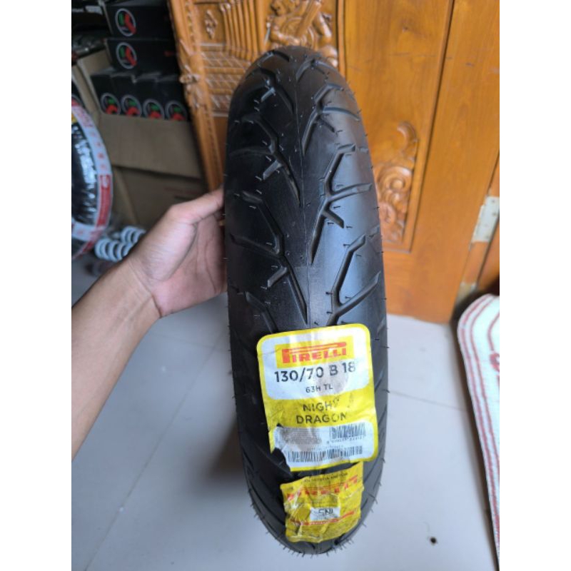 Ban PIRELLI 130/70-18 NIGHT DRAGON TUBELESS 130 70 RING 18 NEW OLD STOK