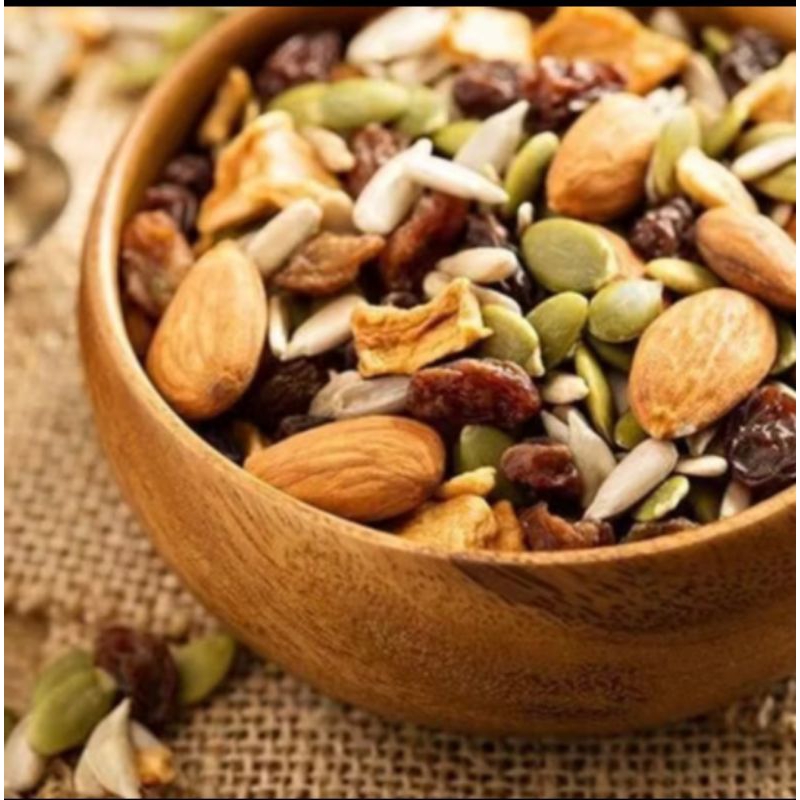 

Trail Mix (Mix Nuts,Seeds,Dried Fruits) 250g