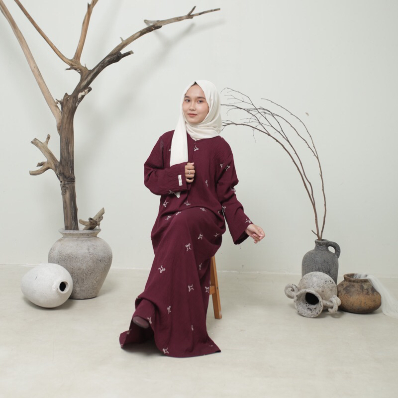 Zarina Abaya Remaja Pita Coquette Red Velvet Edition By Zapiea