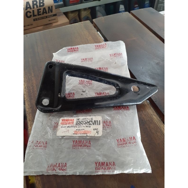 Bracket Breket Stay Muffler Dudukan Pangkon Knalpot RX King RXS RX Special YT115 3WL Original