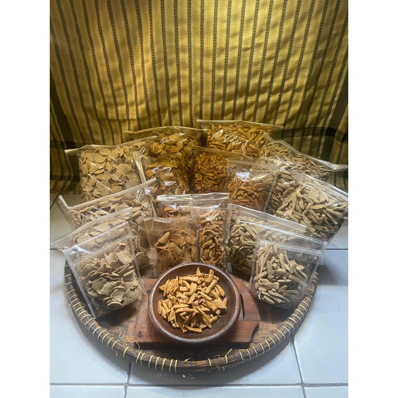 

BASRENG MIRASA GURIH RENYAH!!! NAGIH DAN EKSTRA DAUN JERUK VARIAN ORIGINAL&PEDAS BENTUK STICK & KOIN UKURAN 100 gram