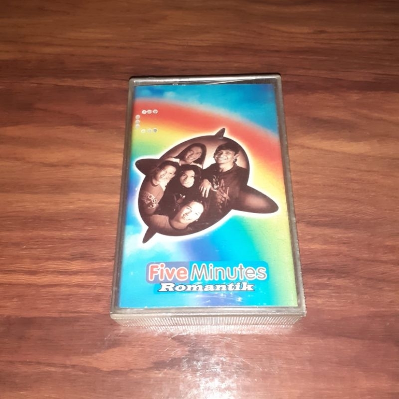 Kaset FIVE MINUTES - Romantik