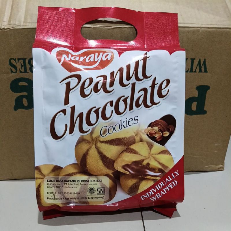 

naraya penanut chocolate/green pea cookiees isi 28pcs