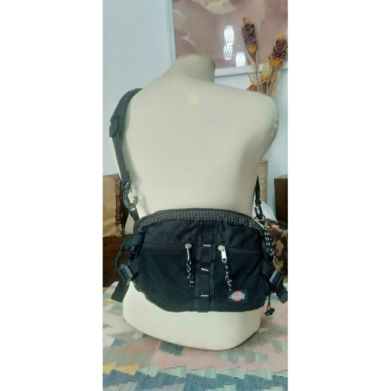 Tas Slempang sling waistbag dua fungsi dickies second perloved