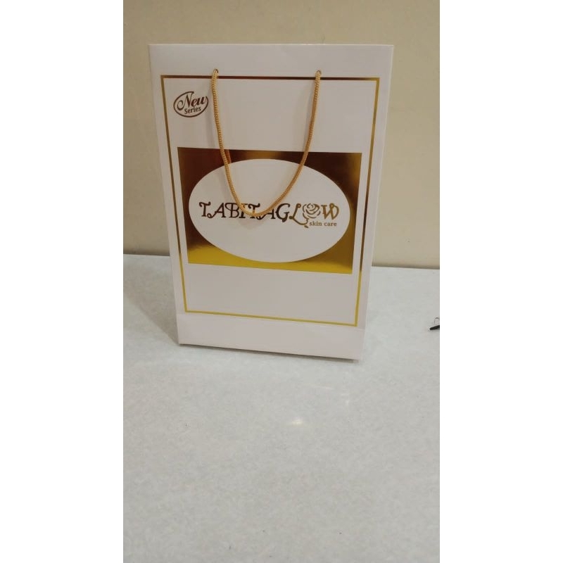 

papaerbag tabithaglow