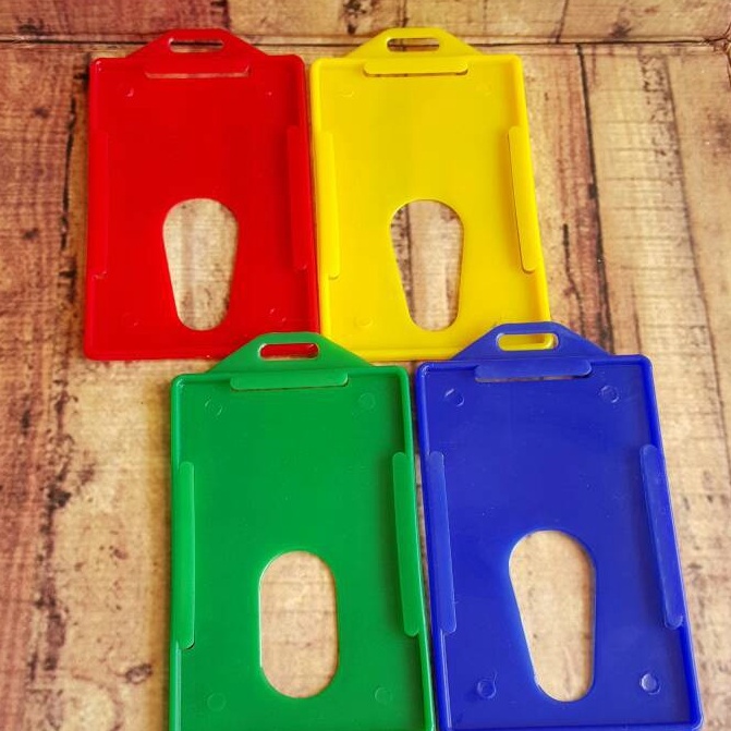 

Produk Terviral 1 Buah Tempat Id Card Merk Amica Name Tag ID Card Holder