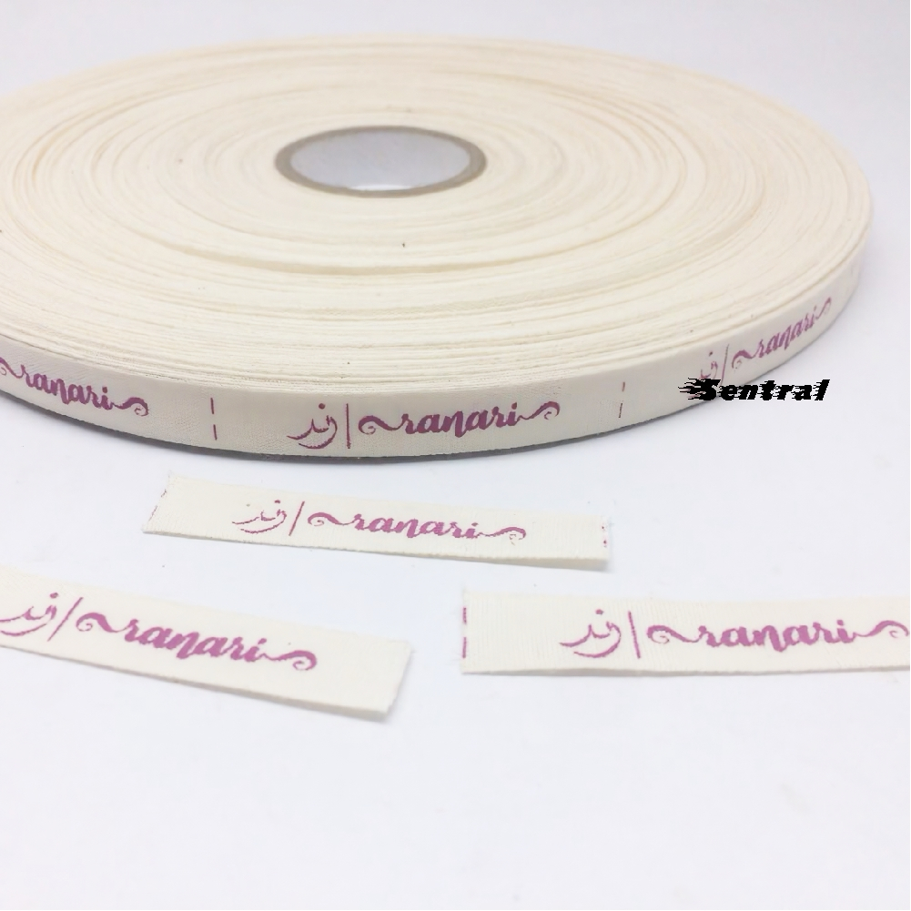 

Sentraljaya Label Baju / Label Hijab / Label Woven Damask Substitute 1000 pcs