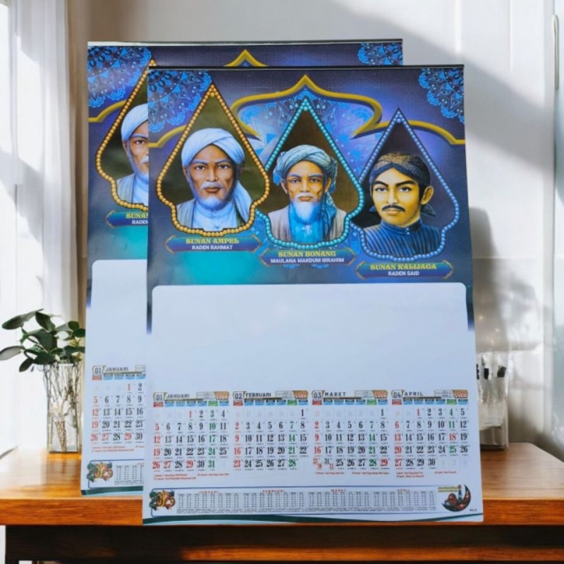 

kalender tahun 2025 B0 21 walisongo 3 lembar x 4 bulan ukuran 38 x 54 cm (terima castume cetak merek)