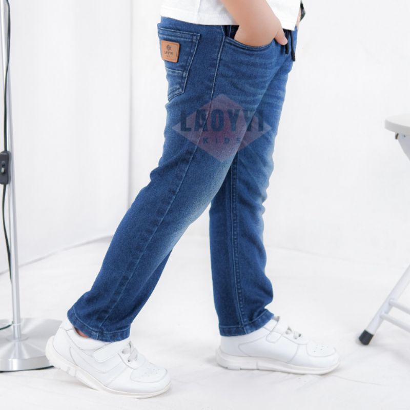 LAOYYI KIDS Jeans Anak Laki Laki Panjang 2-13 tahun Biru Tua Basic  - Lagona