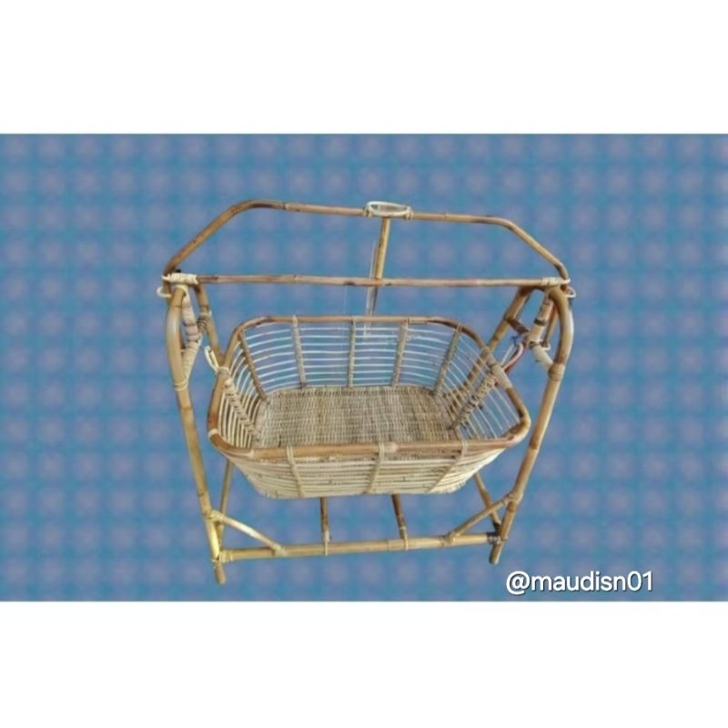 [Preloved] Ayunan Bayi | Ayunan Rotan | Ayunan Bayi Manual | Bandulan Bayi Manual