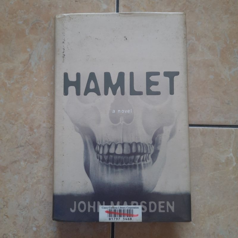 Novel Import Hamlet A Novel John Marsden Hardcover Bahasa Inggris Kolpri + Sampul
