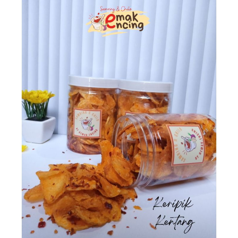 

Keripik Kentang 150gr by @emak.encing