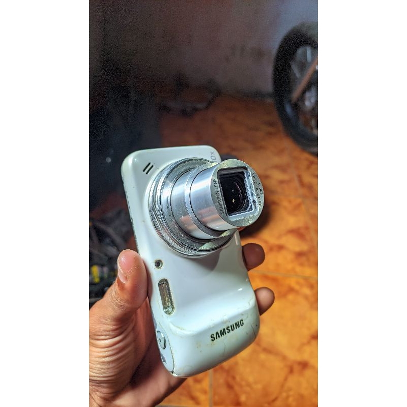 Kamera Samsung S4 zoom