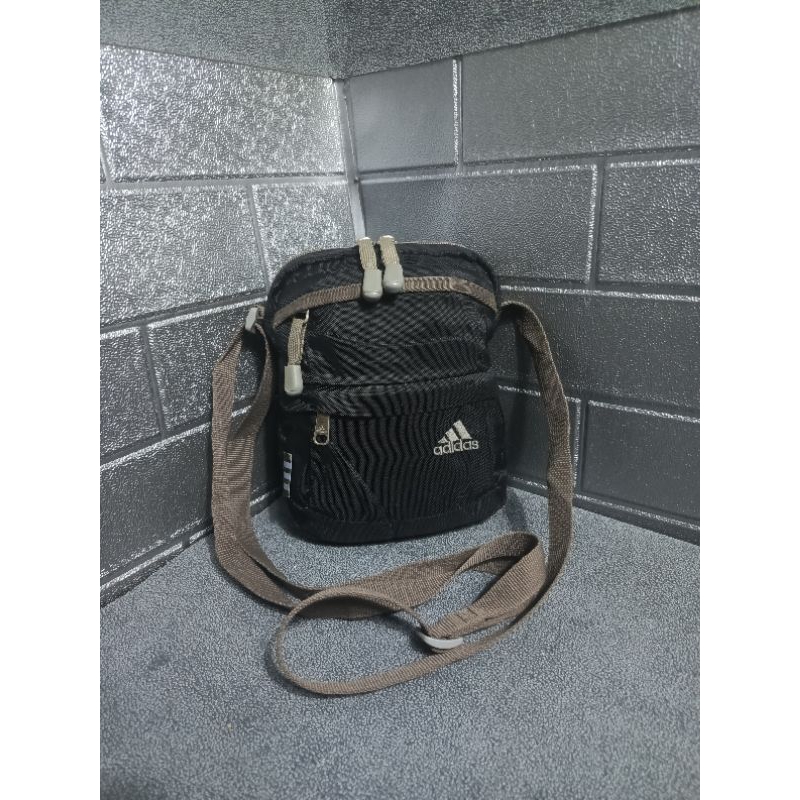 Tas slempang wash bag Adidas second original