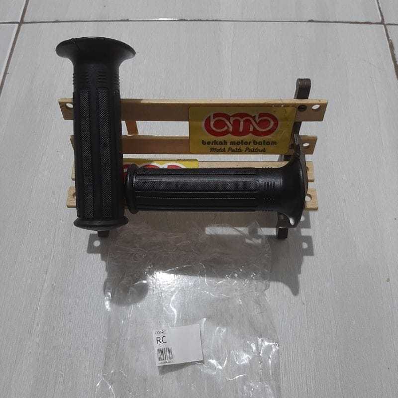 Suzuki RC 80 100 Bravo karet sarung gas motor selongsong holder tangan hand pad hand grip handgrip s