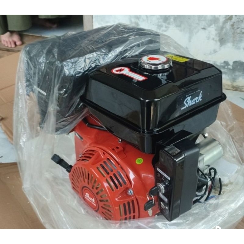 Mesin Penggerak 13 HP Gasoline Engine GX 390 Shark