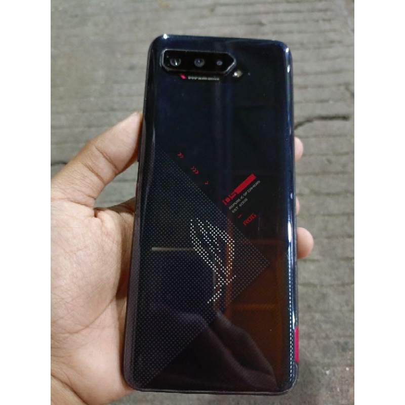 ROG PHONE 5