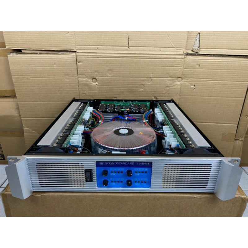 POWER AMPLIFIER SOUNDSTANDARD TD10004 POWER 4 CHANNEL STEREO TD 10004