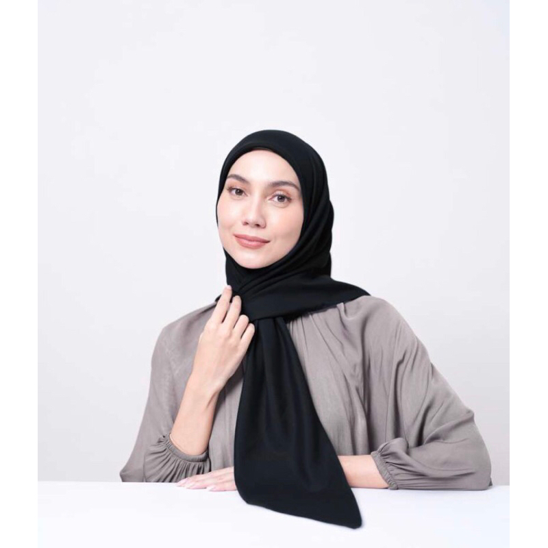 HL CUT SYIFA | ULTRAFINE PARIS | HL VOAL BLACK LABEL by HEAVEN LIGHTS HL