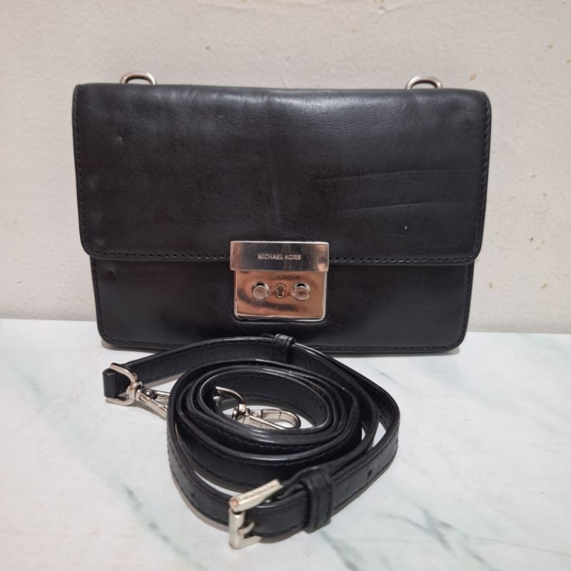 Dompet Preloved Sling MK