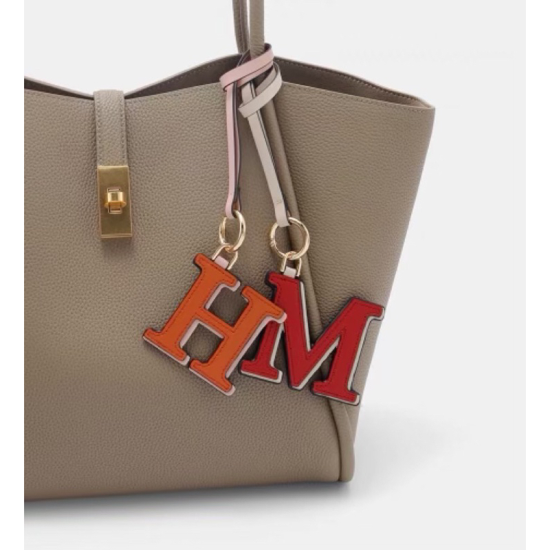 Premium Alphabet BagCharm | Keychain / Gantungan Tas | Kunci Alphabet