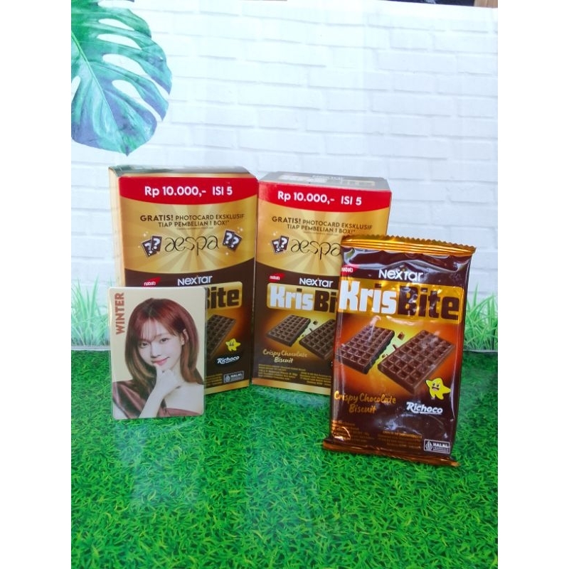 

1 BOX NABATI NEXTAR X AESPA PHOTOCARD / KRISBITE / COKLAT / TERMURAH / NABATI TERMURAH