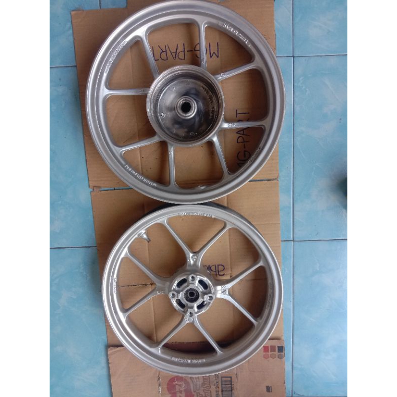 velek ori beat deluxe / velek ori genio / velek ori honda beat led / roda depan belakang honda beat 