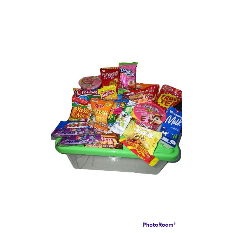 

Snack container