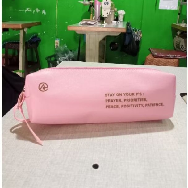 

Cepuk/ Dusgrip/ Tempat Pensil Material Premium TDOCTOR