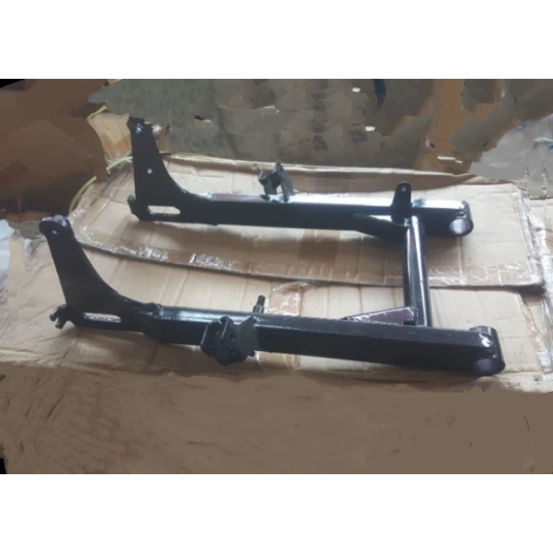 FORK SWING ARM HONDA C700 C800 ( CKD ) TEBAL