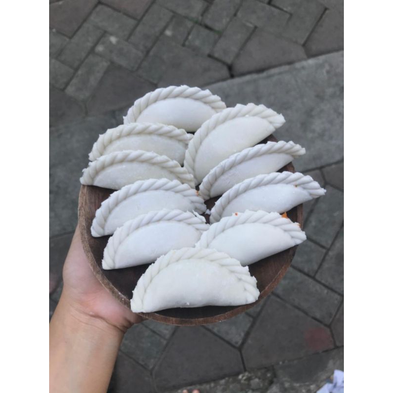 

cireng isi ayam suwir