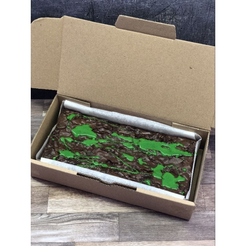 

Brownies Fudgy Kunafa Pistachio