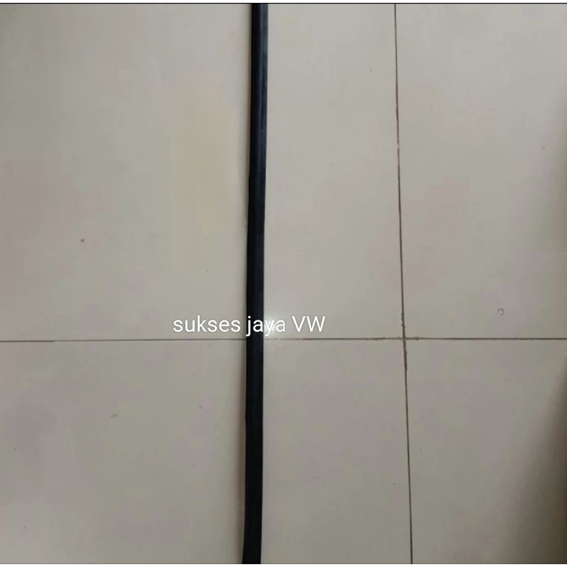 PELIPIT KACA PINTU MOBIL VW