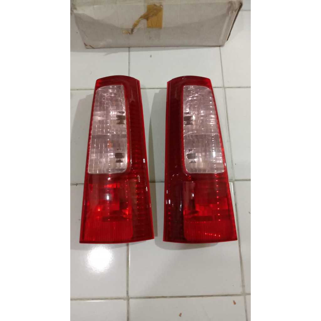 StopLamp Lampu Belakang Avanza Xenia Lama 2004 - 2007