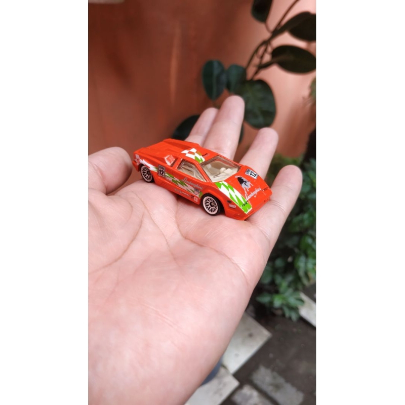 Hotwheels Lamborghini Countach Flag Flayers Gift Set 5 Pack Hot Wheels