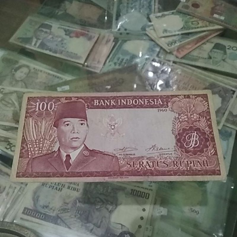 Uang kuno 100 soekarno original