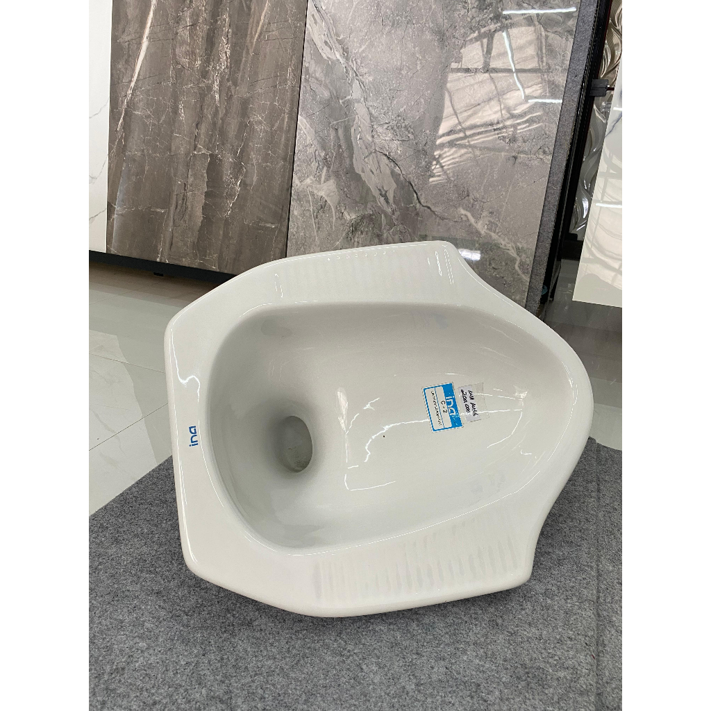 CLOSET/ KLOSET JONGKOK INA PUTIH