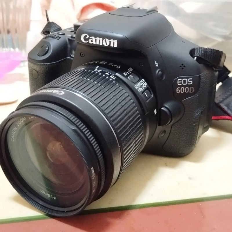 Kamera DSLR Canon EOS 600D Kit Second