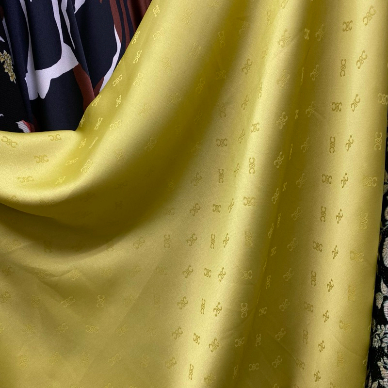 kain motif bahan silk embos warna lime lebar 1.5